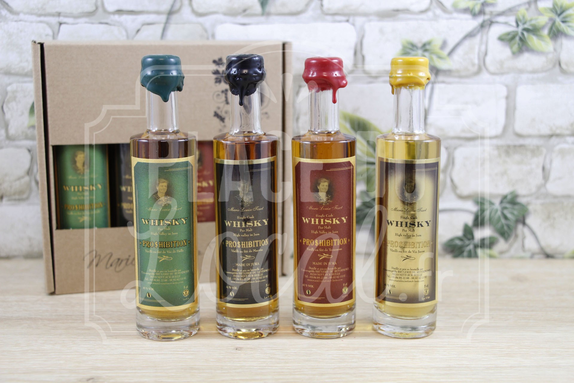 Coffret Mignonettes Whisky du Jura PRO$HIBITION • Marie Louise Tissot •  Place du Local Besançon